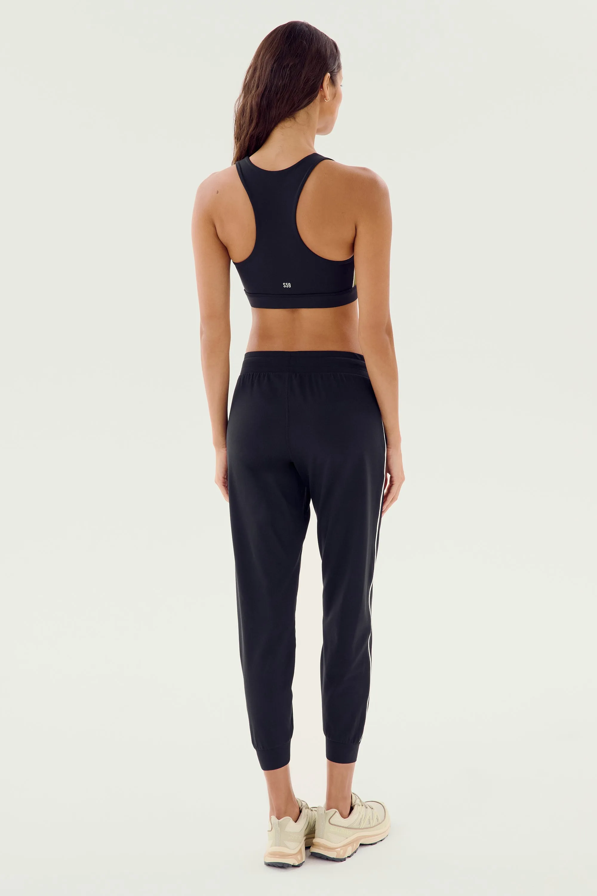 Airweight Jogger 7/8 with Piping - Black/White