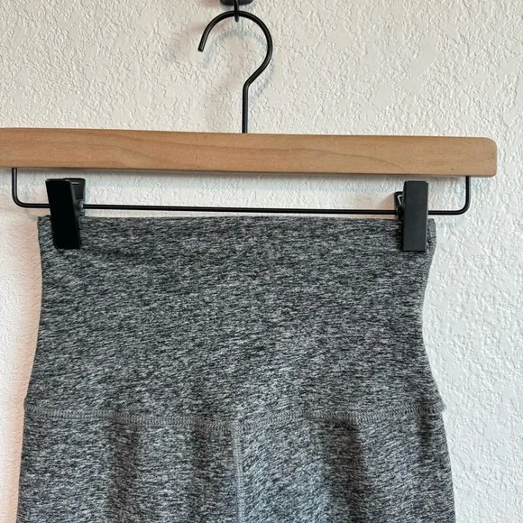 Beyond Yoga Spacedye High Waisted 7&quot; Inseam Biker Shorts Black / White Grey XS