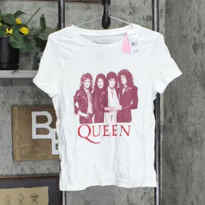 Bravado Women's Queen Short Sleeve Graphic T-Shirt (Juniors') 32771281