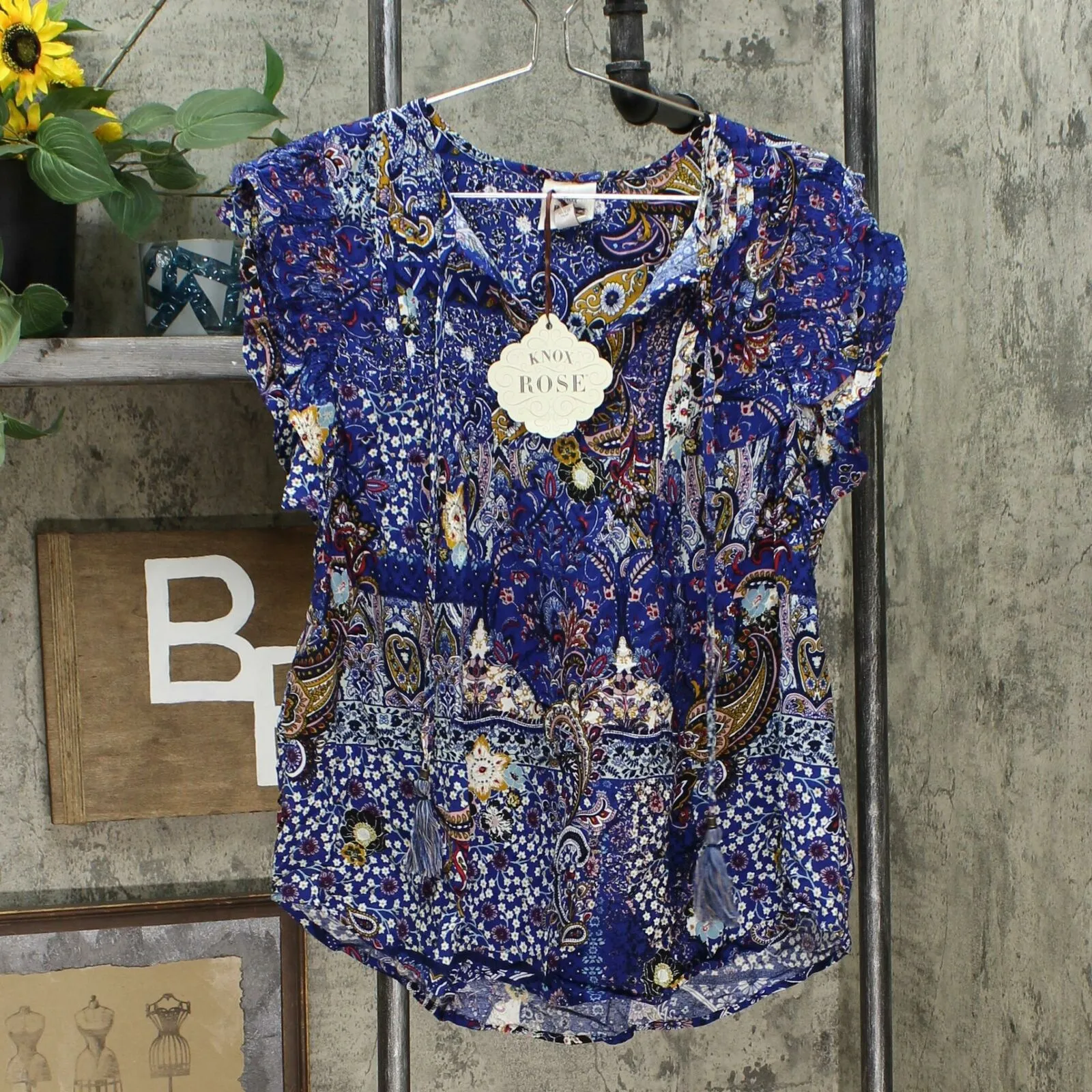 Knox Rose Women's Floral Print Flutter Short Sleeve Blouse