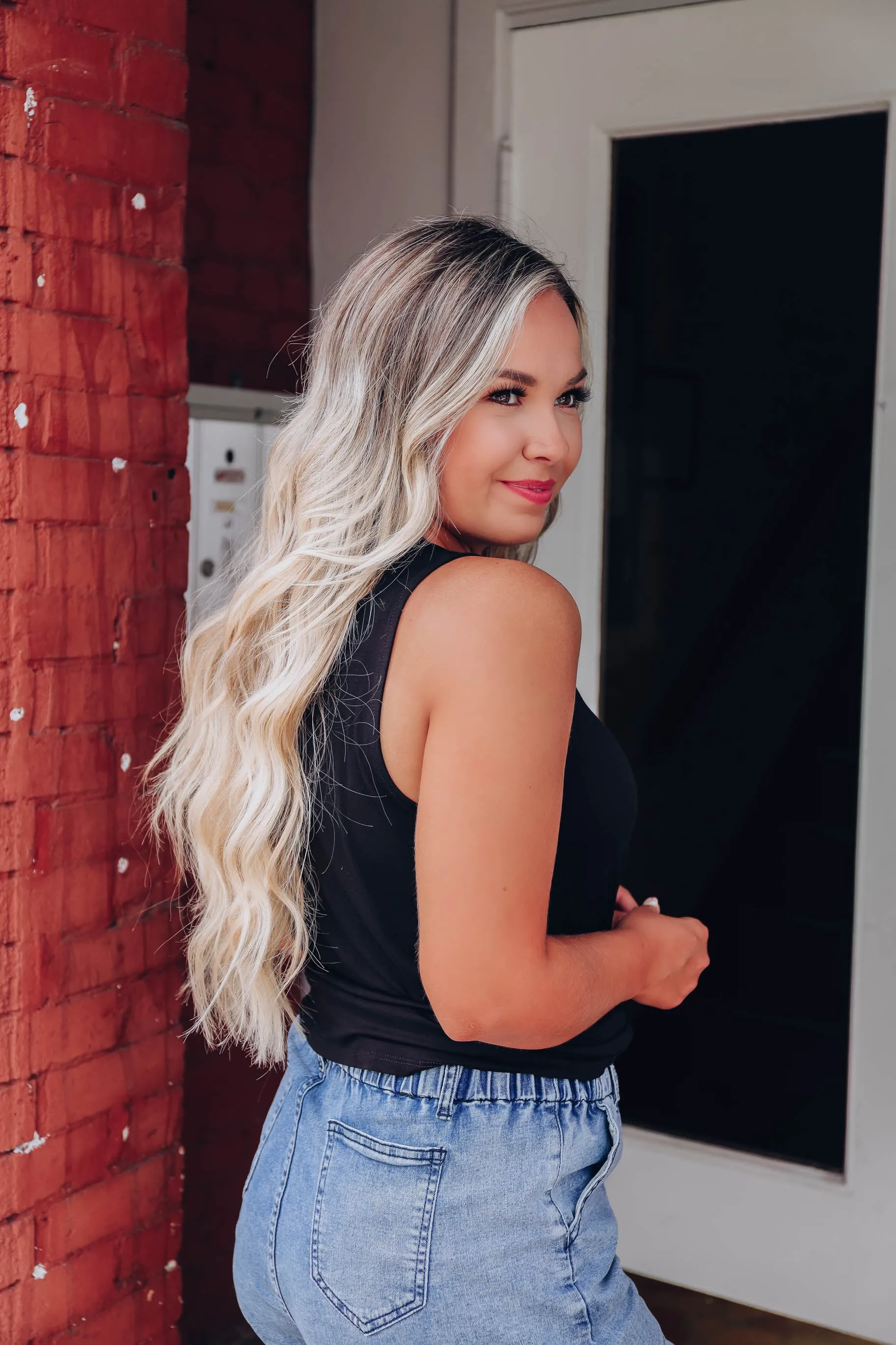 Laney Solid Sleeveless Top - Black