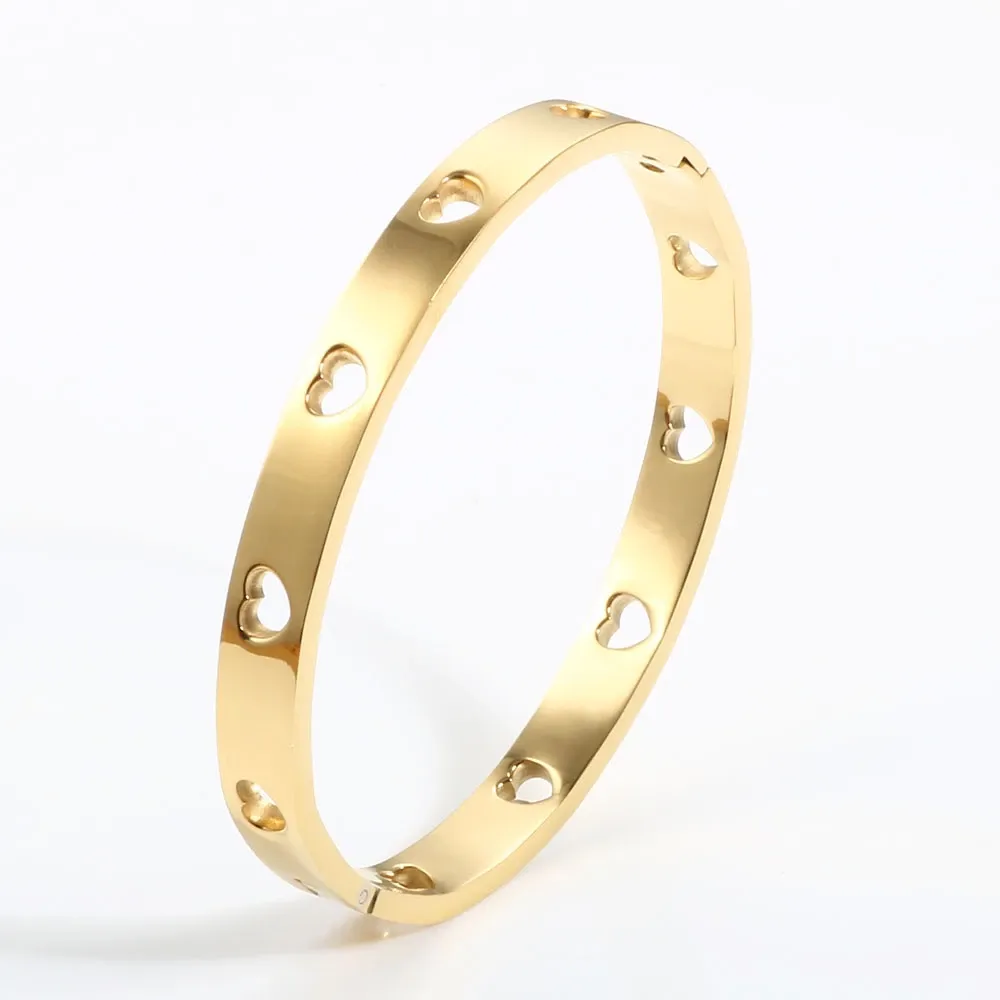 Luxury Hollow Heart Bracelet