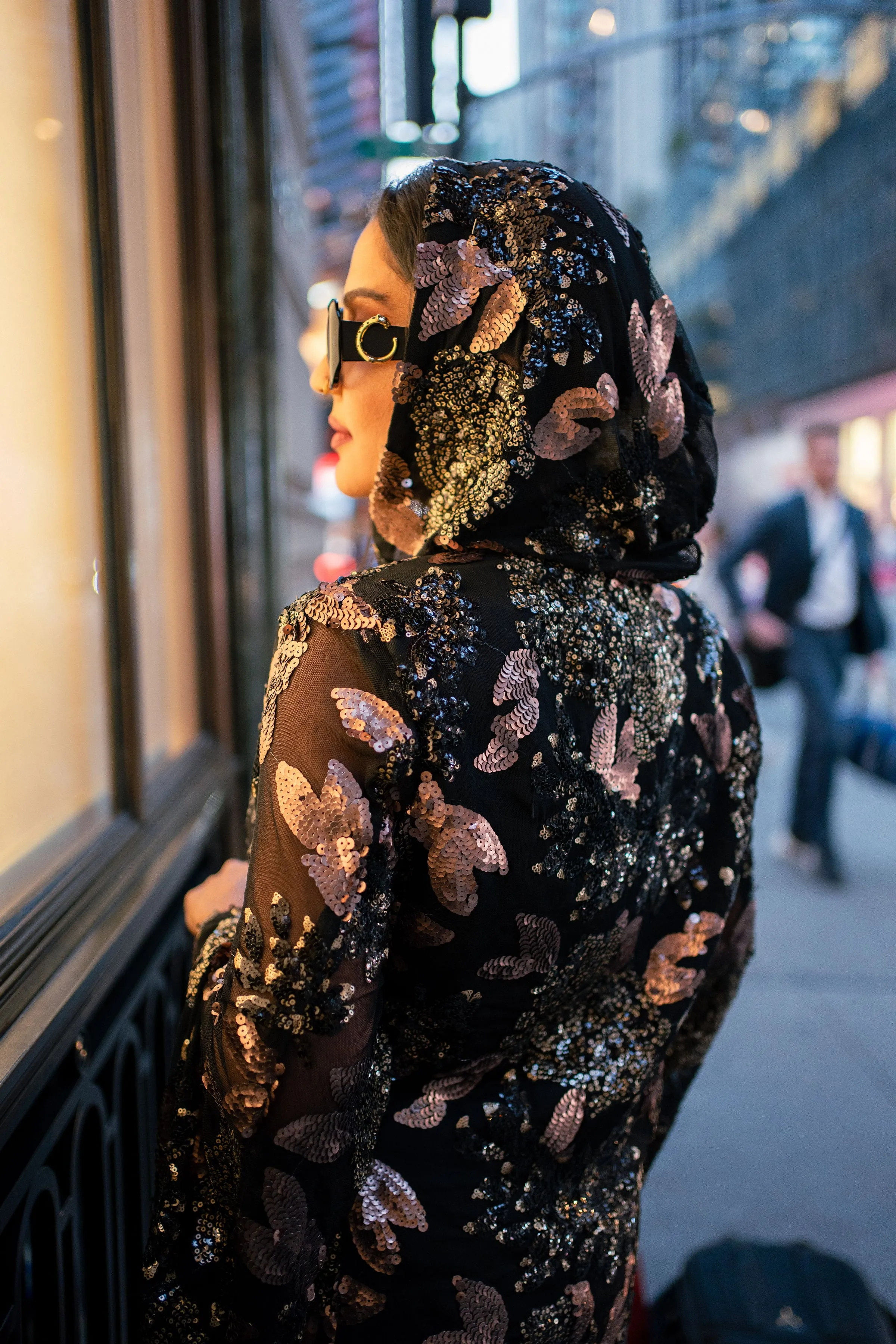 METROPOLITAN SEQUIN BLAZER