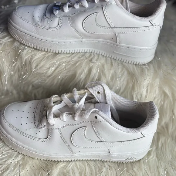 Nike Air Force 1 White Sneakers