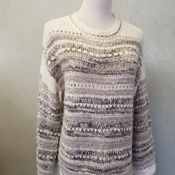 NWT Romeo   Juliet Couture sweater (N17)