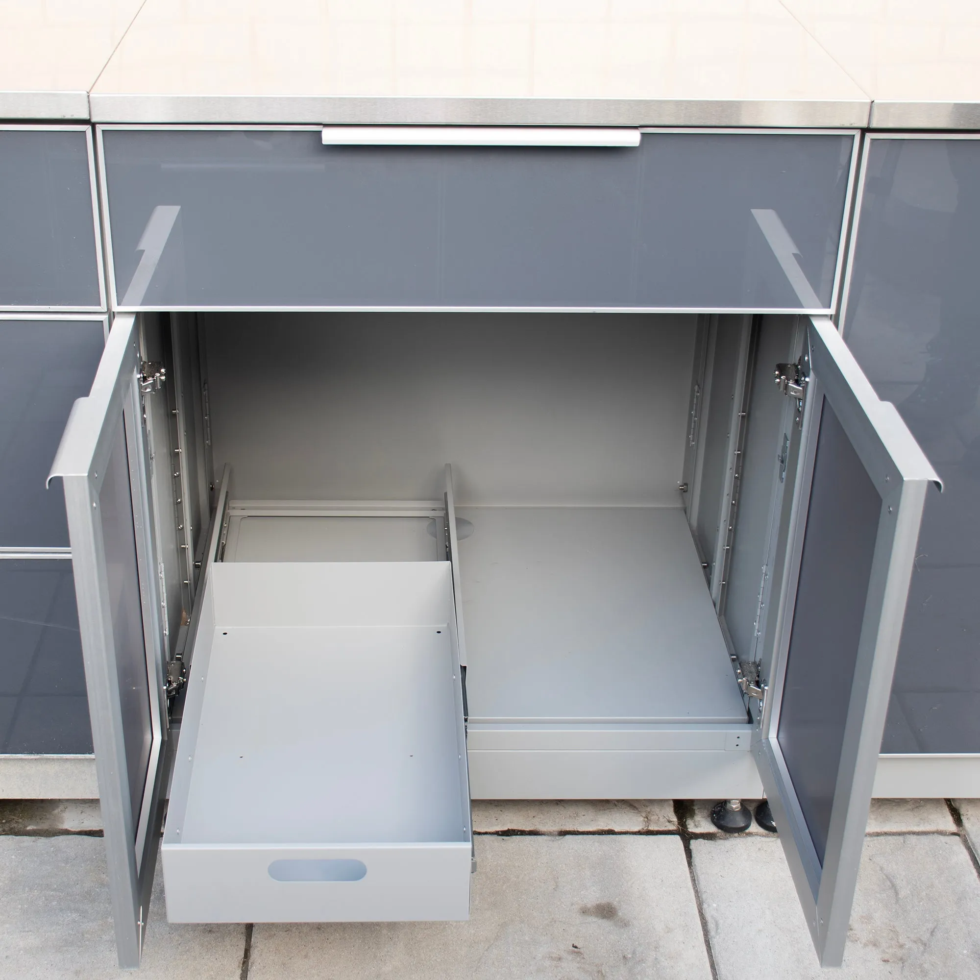 Outdoor Kitchen Medium Pull Out Tray