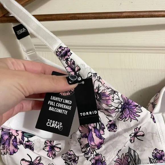 Torrid Womes NWT White Floral Full-Coverage Balconette Lightly Lined Bra 42F