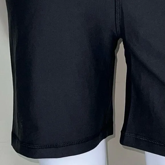 WeWoreWhat Solid Lace Up Biker Shorts in Black (L)