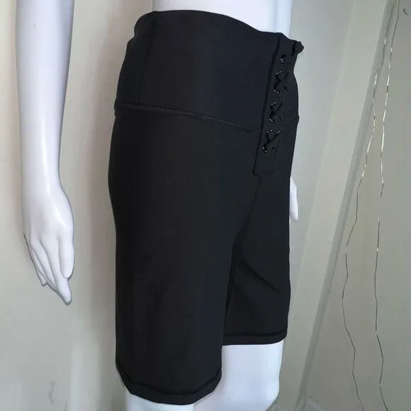 WeWoreWhat Solid Lace Up Biker Shorts in Black (L)
