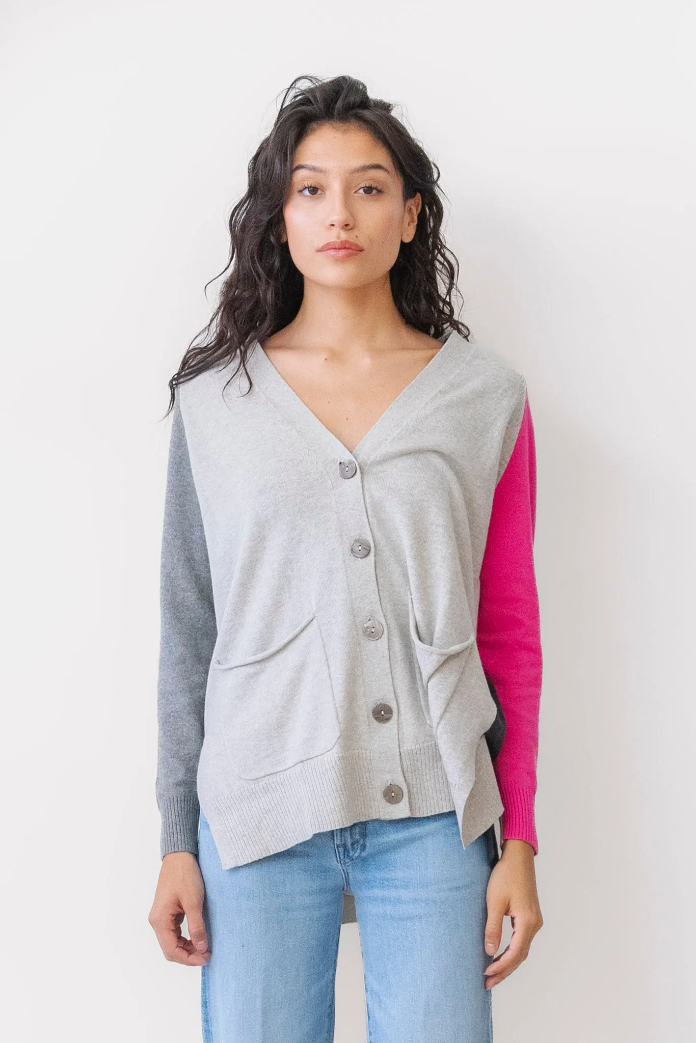 ZAKET AND PLOVER Pocket Cardigan in Grey & Pink
